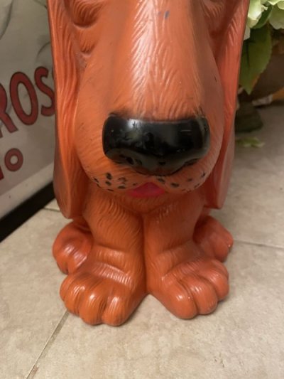 画像2: Orange Sad Eye Basset Hound Dog plastic coin bank 1971 / オレンジ、サッドアイ　ドッグ　プラスチック製　貯金箱