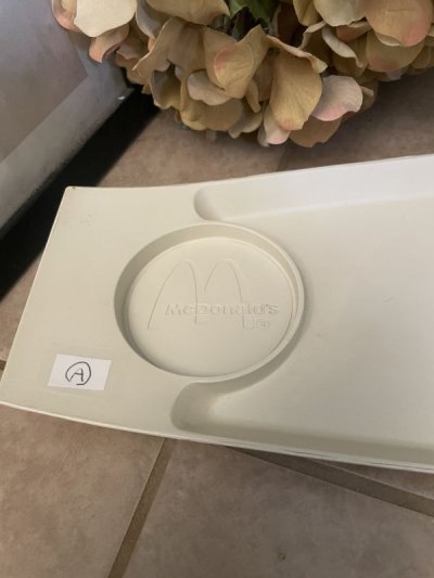 画像1: McDonald’s Mayor McCheese Plastic Tray (A)  / マクドナルドのメイヤーマックチーズ、プラスチック製トレイ