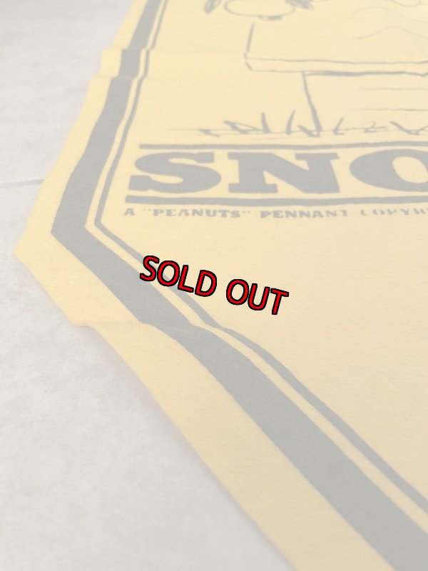 画像3: Peanuts Snoopy Yellow Felt Banner Allergic Morning / ピーナッツ スヌーピー 黄色 フェルト バナー アレルギーモーニング (3)