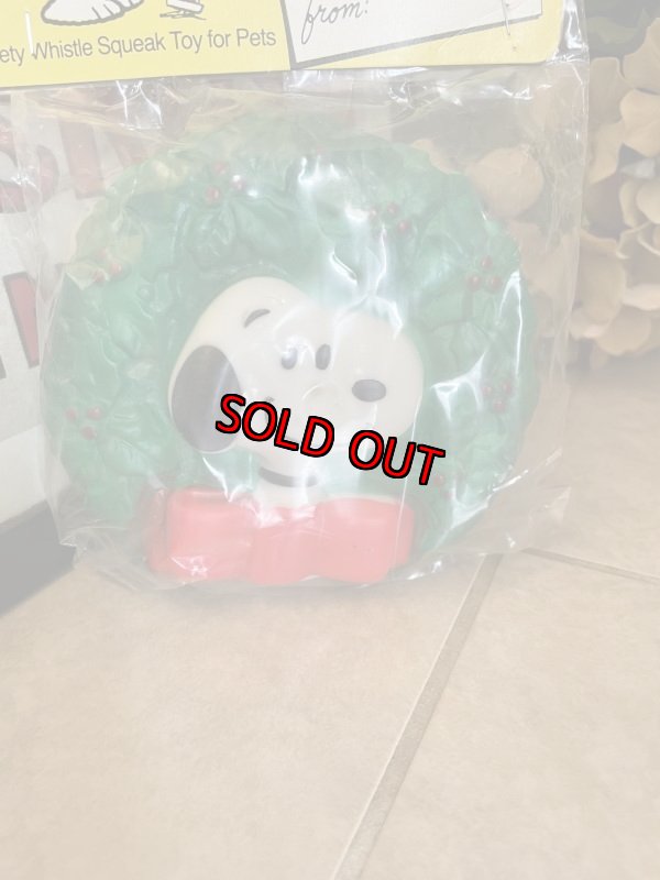 画像3: Peanuts Snoopy Christmas Wreath Vinyl Squeak Doll with bag / ピーナッツ スヌーピー 袋入りクリスマスリース ソフビドール (3)
