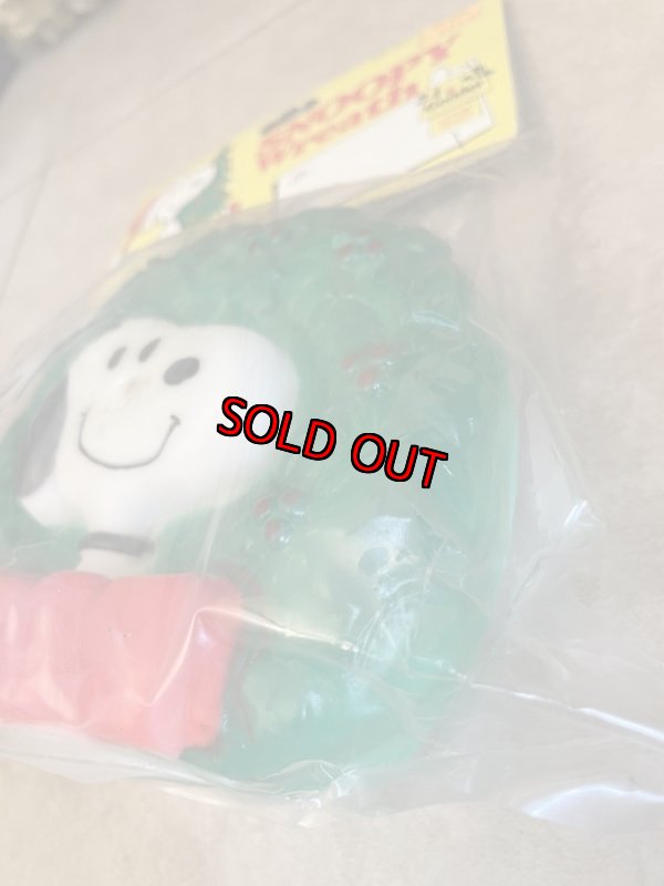 画像12: Peanuts Snoopy Christmas Wreath Vinyl Squeak Doll with bag / ピーナッツ スヌーピー 袋入りクリスマスリース ソフビドール (12)