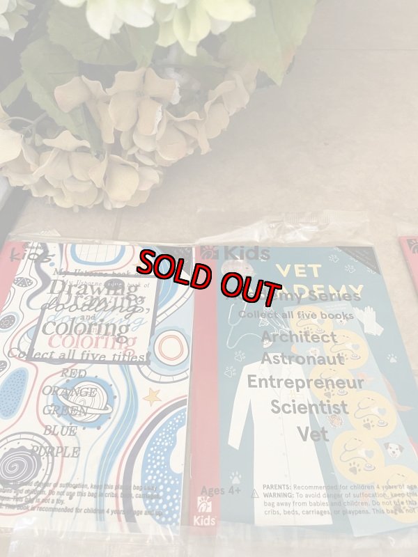 画像3: Chick-Fil-A meal toy set of 10 (C) /  チックフィレイ 袋入り ミールトイ 10点セット (3)