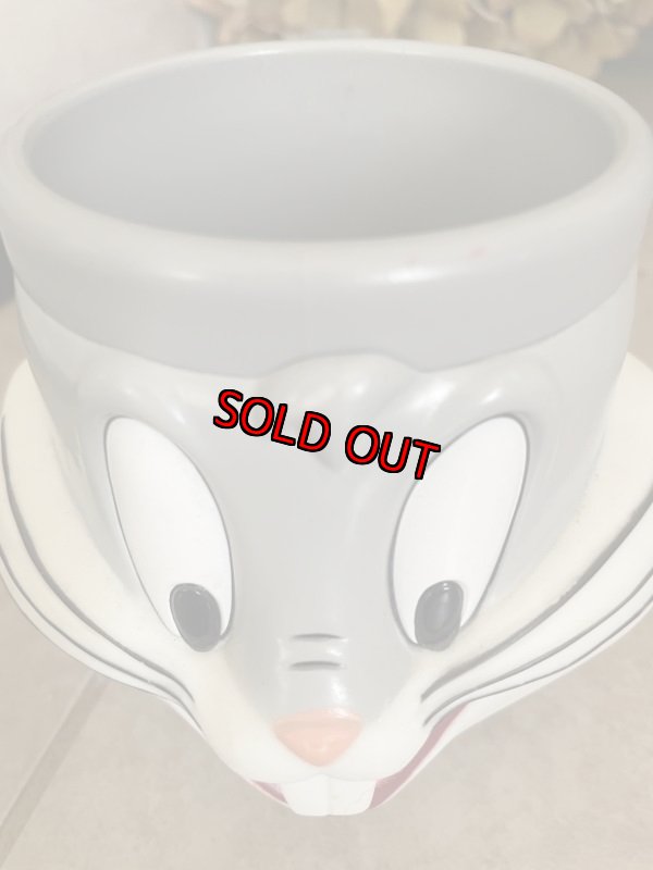 画像2:  Looney Tunes Bugs Bunny Face Plastic Mug /  ルーニーテューンズ   バックスバニー プラスチック製 フェイスマグ (2)