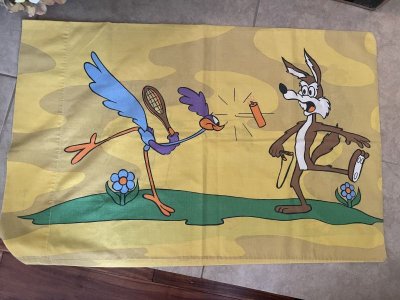 画像3: Looney Tunes Road Runner Yellow pillow case / ルーニーチューンズ、ロードランナーのイエロー、ピローケース