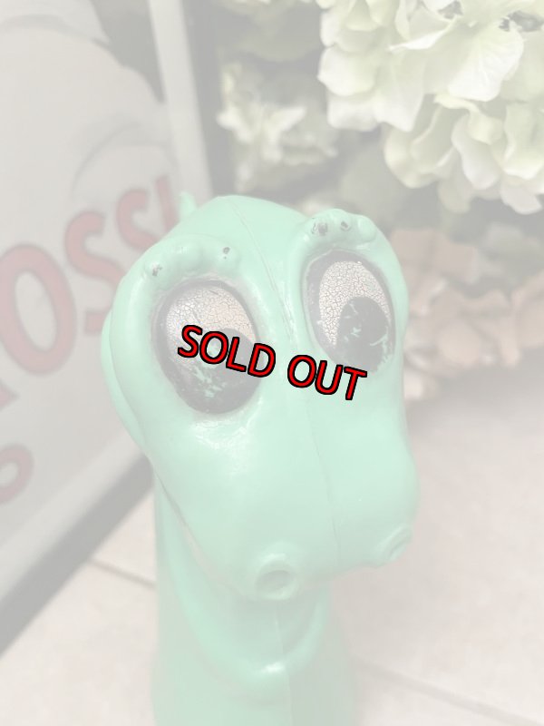 画像2: Hanna Barbers Green Beany and Cecil plastic doll　/ ハンナバーベラ、ビーニーアンドセシル　グリーン　プラスチック製  (2)