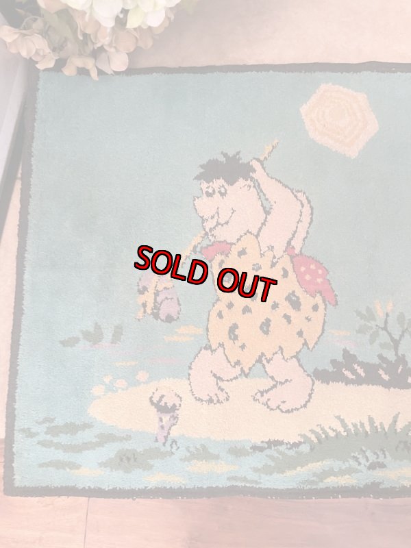 画像2: Flintstones Hanna Barbera Rug  / ハンナバーベラ　フリントストーン　ゴルフ　ラグ　ベルギー製 (2)