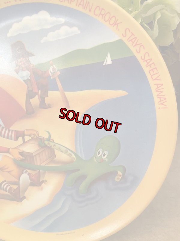 画像4: McDonald’s Plastic Plate summer &winter set of 2 (A) / マクドナルドのプラスチック製、プレート2枚セット、夏&冬 (4)