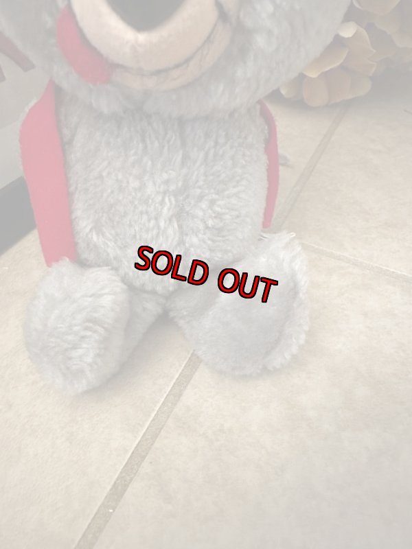 画像3: Hanna Barbers Dixie Plush doll with red vest 1985 / ハンナバーベラ　ディクシー ぬいぐるみ　赤いベスト　ドール　 (3)