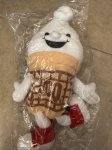 画像7: Dairy Queen Plush Bean Plush doll with bag 1999 / ディリークィーン 袋入り　プラッシュドール　ソフトクリーム　未開封　 (7)