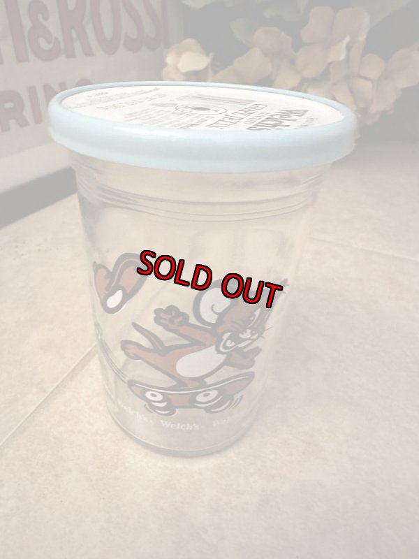 画像2: Tom&Jerry Welch’s  Jerry Skateboard Glass with lid 1990 / ウェルチ ジェリー  スケートボード 蓋付きグラス (2)