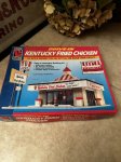 画像1: Kentucky fried chicken  Drive-In plastic model with box / ケンタッキーフライドチキン　箱入り　ドライブイン　プラモデル (1)