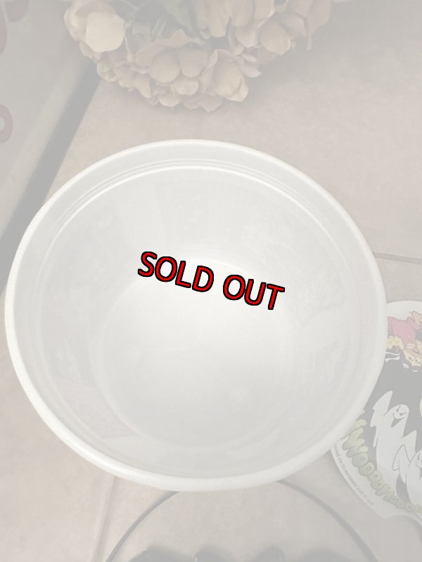 画像8: McDonald’s  Halloween white plastic Bucket with bat handle 2001 / マクドナルド  ハロウィン　白バケツ　プラスチック製　 (8)