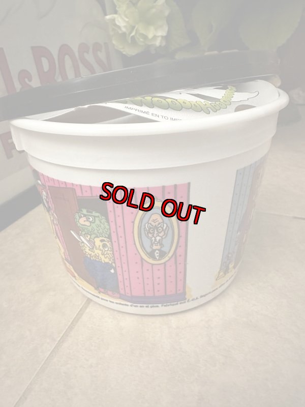 画像4: McDonald’s  Halloween white plastic Bucket with bat handle 2001 / マクドナルド  ハロウィン　白バケツ　プラスチック製　 (4)