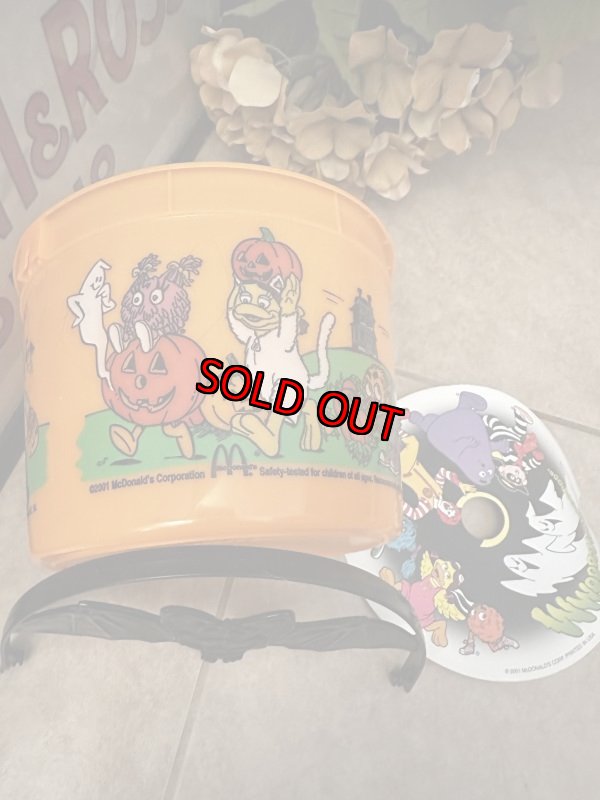 画像13: McDonald’s  Halloween Orange plastic Bucket with bat handle 2001 / マクドナルド  ハロウィン　オレンジバケツ　プラスチック製　 (13)