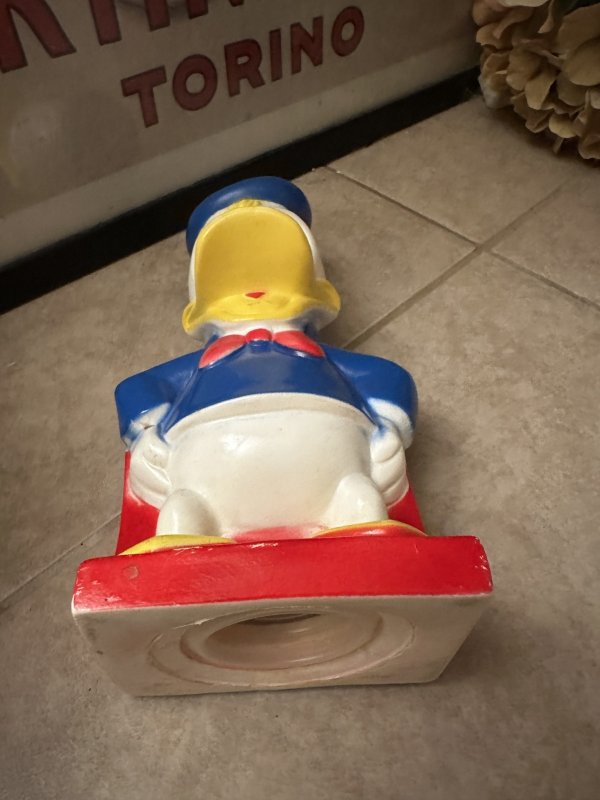 画像9: Disney Donald Duck Play Pal Vinyl doll coin bank / ディズニーのドナルドダック、プラスチック製 貯金箱 (9)