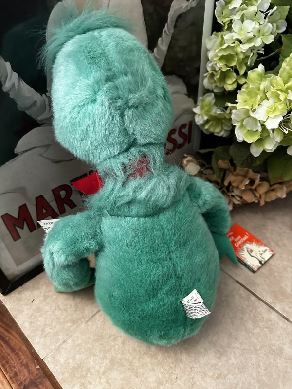 画像6: Grinch Dr Seuss  Macy’s Stuffed Plush Doll with Tag&Book 1997 / ドクター・スース　グリンチ 大きめ　タグ&ブック付きぬいぐるみ　 (6)