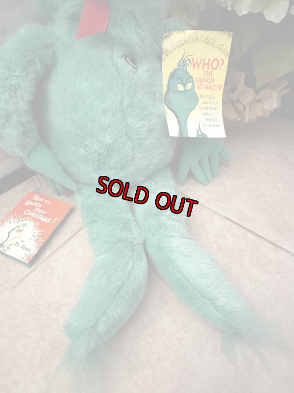 画像3: Grinch Dr Seuss  Macy’s Stuffed Plush Doll with Tag&Book 1997 / ドクター・スース　グリンチ 大きめ　タグ&ブック付きぬいぐるみ　 (3)