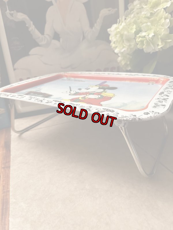 画像2: Mickey Mouse The Band Concert Tin  TV Tray Stand 1980 / ミッキーマウス　ザ　バンドコンサート　アルミ製　テレビトレイ (2)