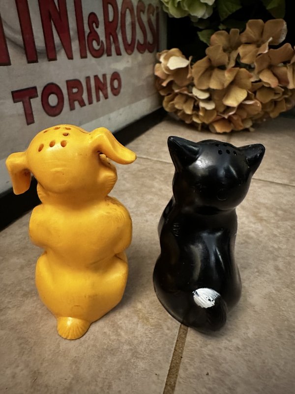 画像7: Ken L Ration plastic dog & cat  Salt & Pepper set / プラスチック製、塩コショウのセット (7)