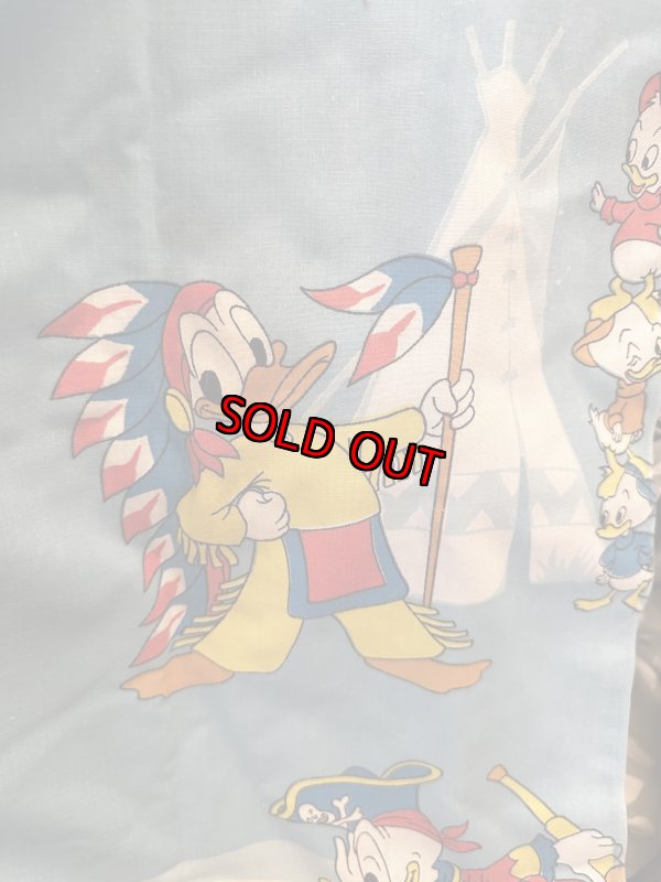 画像2: Disney Mickey Mouse Flat sheet  / ディズニーのミッキーマウス　ディズニーランド柄　フラットシーツ (2)