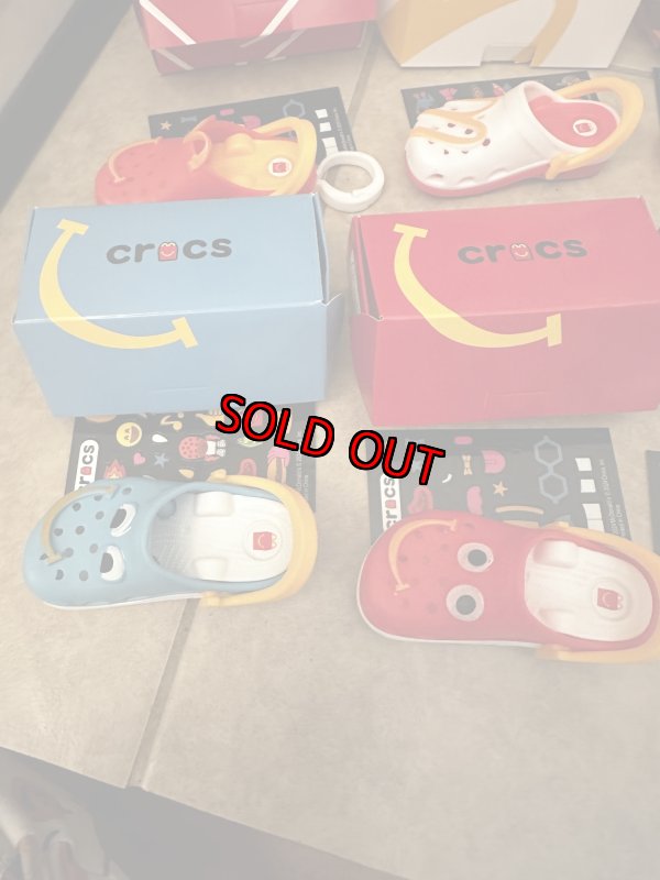 画像5: McDonald’s Crocs keychain happy set , set of 10 with box(Sealed) / マクドナルド クロックス　キーホルダー　箱入り10個セット　日本未入荷 (5)