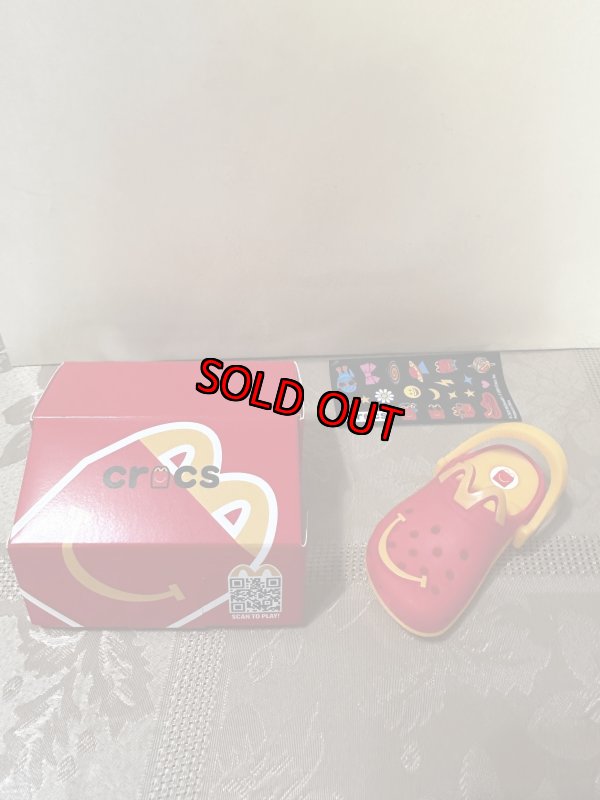 画像1: McDonald’s Crocs keychain #3 with box(Sealed) / マクドナルド クロックス　3番　箱入りキーホルダー　日本未入荷 (1)