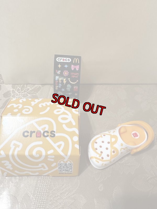 画像2: McDonald’s Crocs keychain #8 with box(Sealed) / マクドナルド クロックス　8番箱入りキーホルダー　日本未入荷 (2)