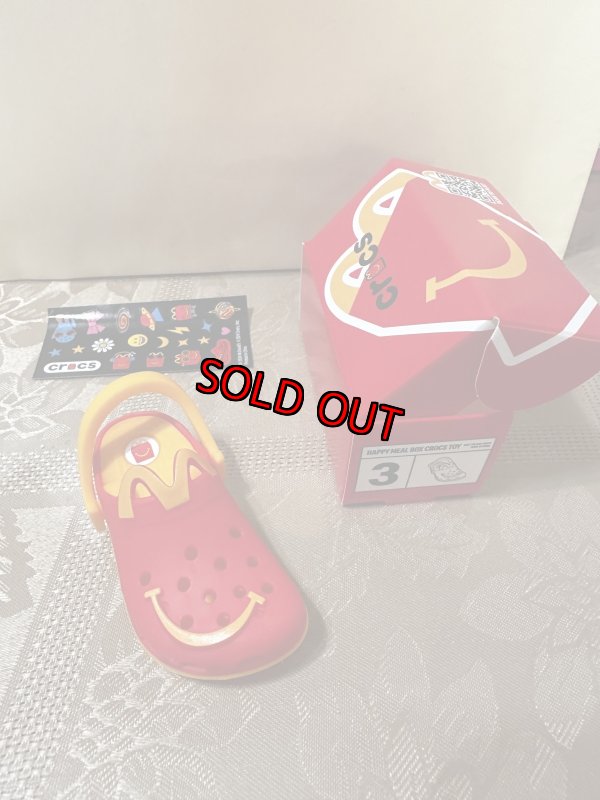 画像2: McDonald’s Crocs keychain #3 with box(Sealed) / マクドナルド クロックス　3番　箱入りキーホルダー　日本未入荷 (2)