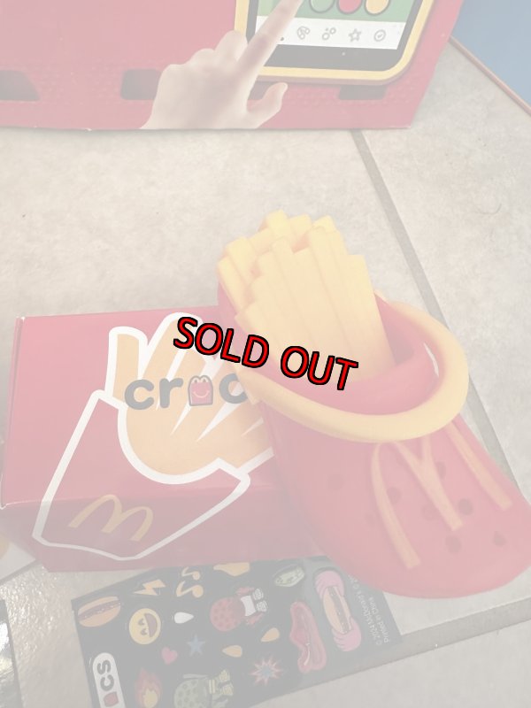 画像10: McDonald’s Crocs keychain happy set , set of 10 with box(Sealed) / マクドナルド クロックス　キーホルダー　箱入り10個セット　日本未入荷 (10)