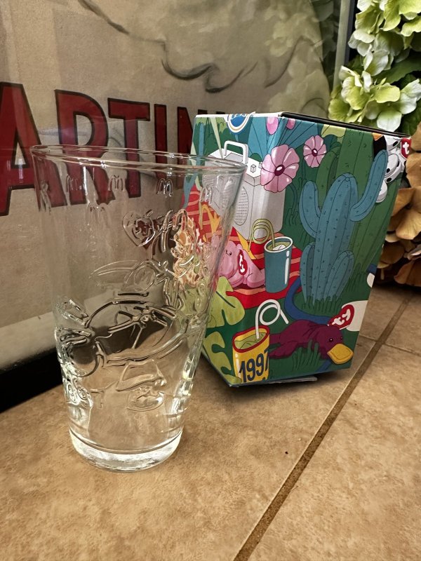 画像15: McDonald’s Collectors Glass set of 6 with box(Sealed) / マクドナルド コレクターズ グラス 箱入り6個セット 日本未入荷 (15)