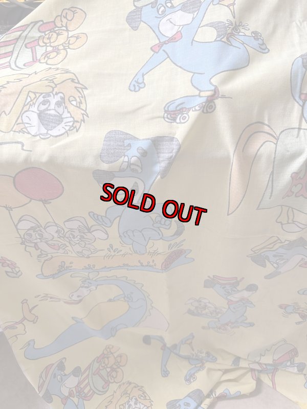画像14: Hanna Barbera Huckleberry Hound  Flat Sheet  Yellow / ハンナバーベラ　レア！！　ハックルベリーハウンド　フラットシーツ (14)