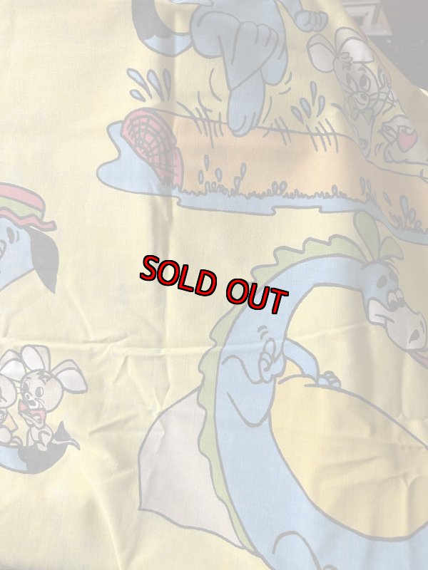 画像11: Hanna Barbera Huckleberry Hound  Flat Sheet  Yellow / ハンナバーベラ　レア！！　ハックルベリーハウンド　フラットシーツ (11)