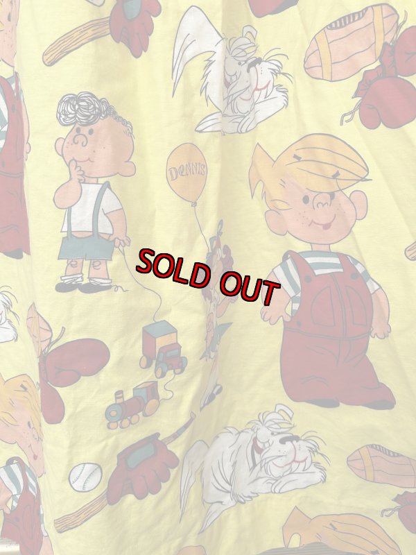 画像2: Dennis the Menace fabric Curtain Yellow (A) / わんぱくデニスの布製　カーテン　イエロー (2)