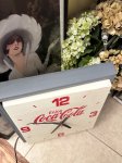 画像2: Coca Cola gray wall clock  /  コカコーラの四角いプラスチック製  壁時計 (2)