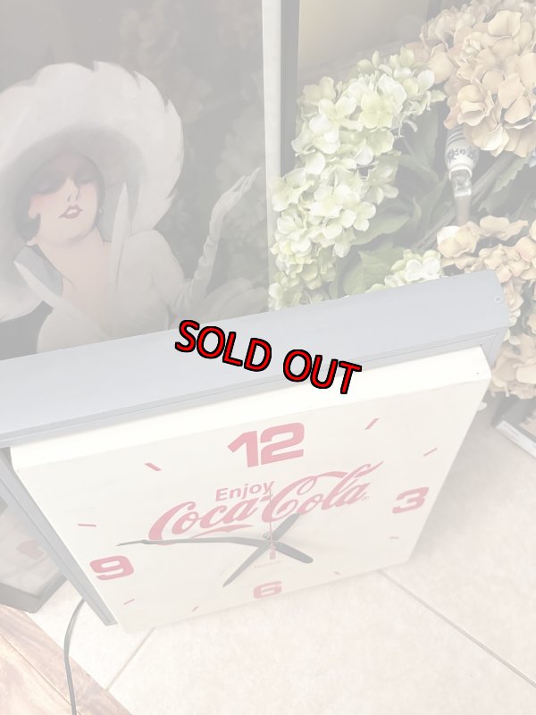 画像2: Coca Cola gray wall clock  /  コカコーラの四角いプラスチック製  壁時計 (2)