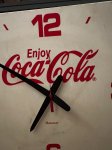 画像4: Coca Cola gray wall clock  /  コカコーラの四角いプラスチック製  壁時計 (4)