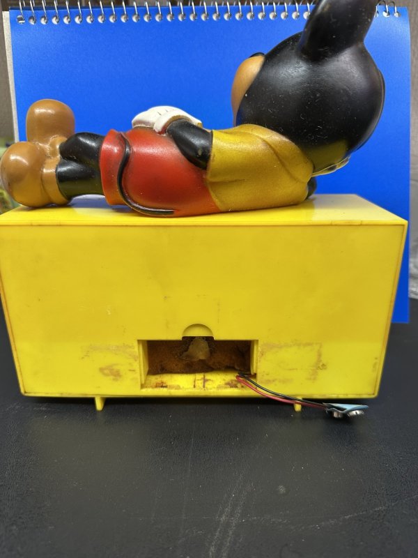 画像9: Disney Mickey Mouse Hi-Fi Radio 70‘s  / ディズニー　ミッキー マウス(色黒さん)　ラジオ (9)