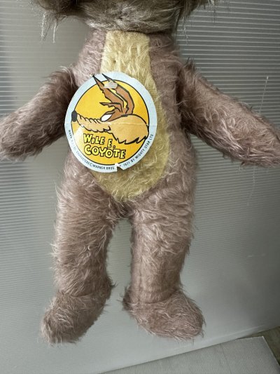 画像2: Looney Tunes  Wile. E. Coyote Plush Doll with tag 1971 / ルーニーチューンズ　ワイリーコヨーテ　ぬいぐるみ　1971年
