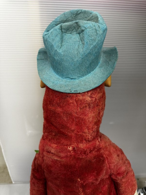 画像8: Huckleberry Hound Large Knickerbocker Red Plush Doll 69cm /  ハックルベリーハウンド　大きい　ニッカーボッカー　ラバーフェイスドール (8)