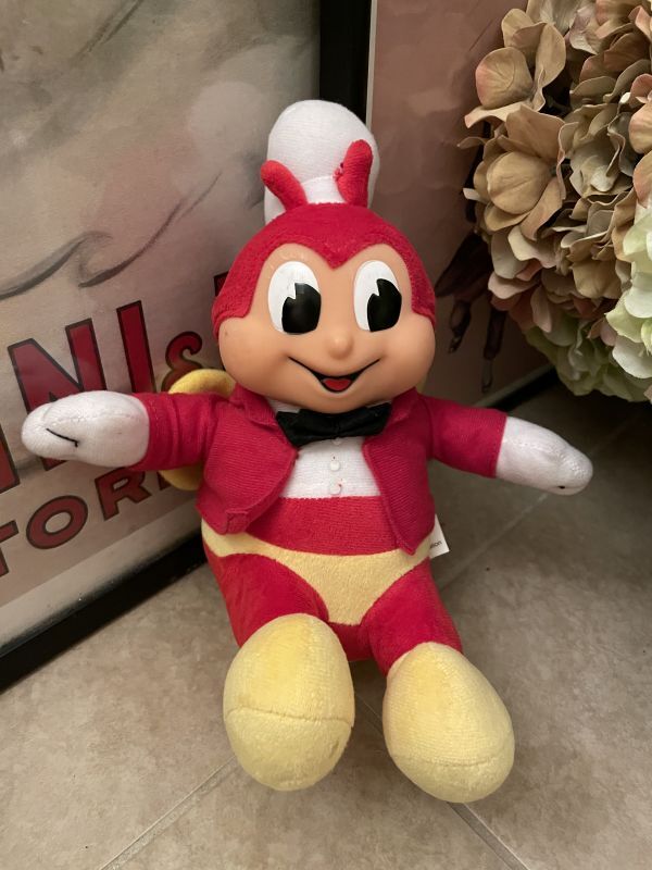 ジョリビー ぬいぐるみ 人形 Jollibee Plush Doll