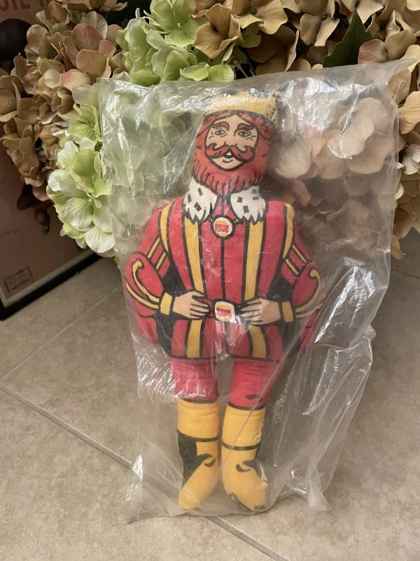 画像1: Burger King Pillow Doll with bag / バーガーキングの袋入りピロードール 70年代　スリム (1)