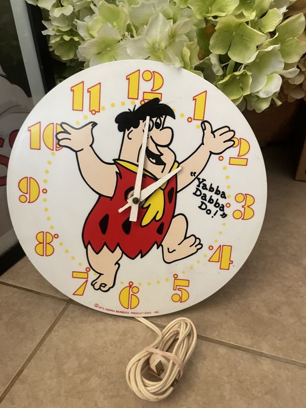 画像1: Hanna Barbera Flintstones Fred wall round clock 1973 /  フリントストーン　フレッド  壁時計 (1)